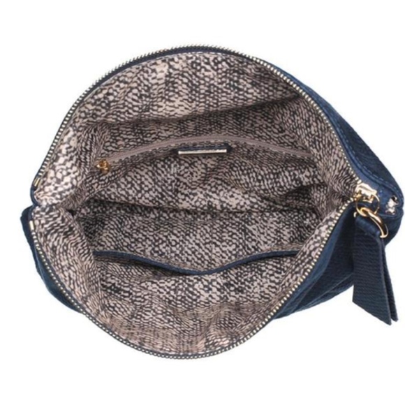 Faux Snakeskin Embossed Foldover Clutch - Picture 3 of 4